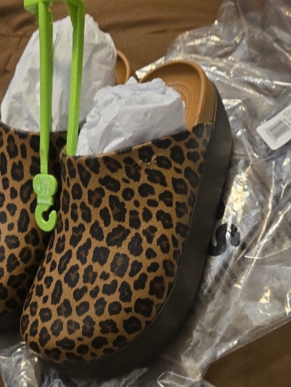 CROCS DYLAN Leopard Print Classic Clog - Brown & Black - Picture 2 of 7